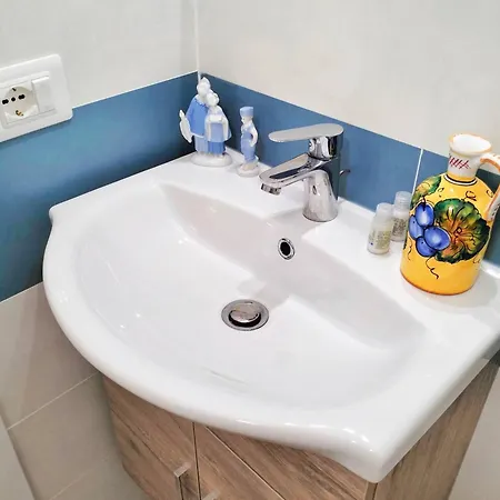 Margherita 20 Steps From The Moneglia